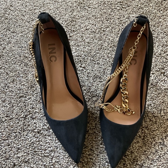INC. Heels - Picture 2 of 4